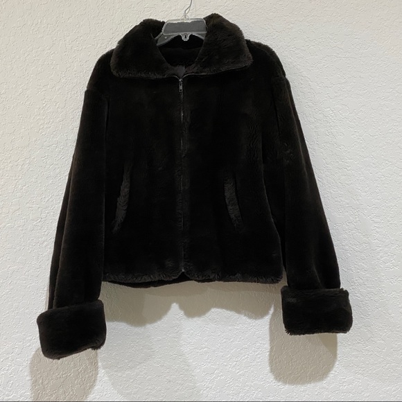Chocolate Brown Faux Fur Crop Jacket Size M – Soft Fuzzy Zip Up Cozy Outerwear - Picture 2 of 16